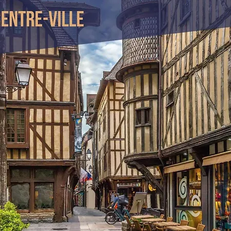 Le Point Carre - Smart & Cosy - Centre-ville Lejlighed *
